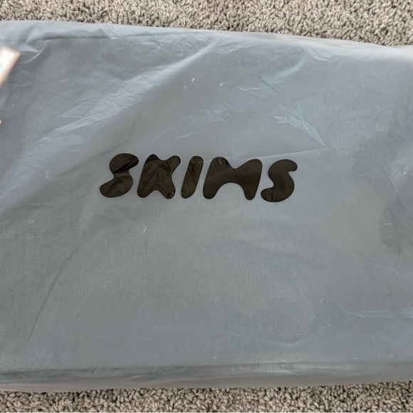 SKIMS Women's Color Zircon Sweatpants Size XS - Picture 12 of 12